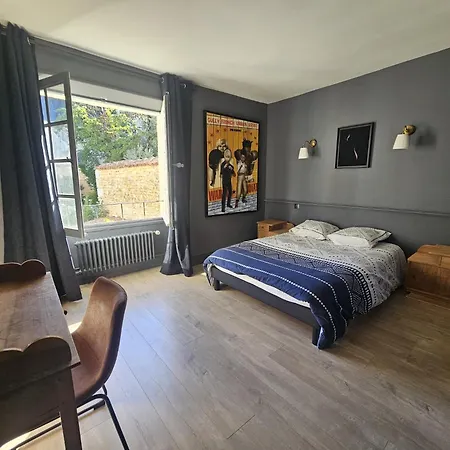 Le Clos Des Augustins Bed and breakfast